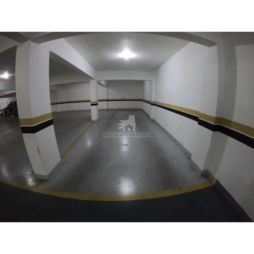 Apartamento para alugar com 3 quartos, 130m² - Foto 23