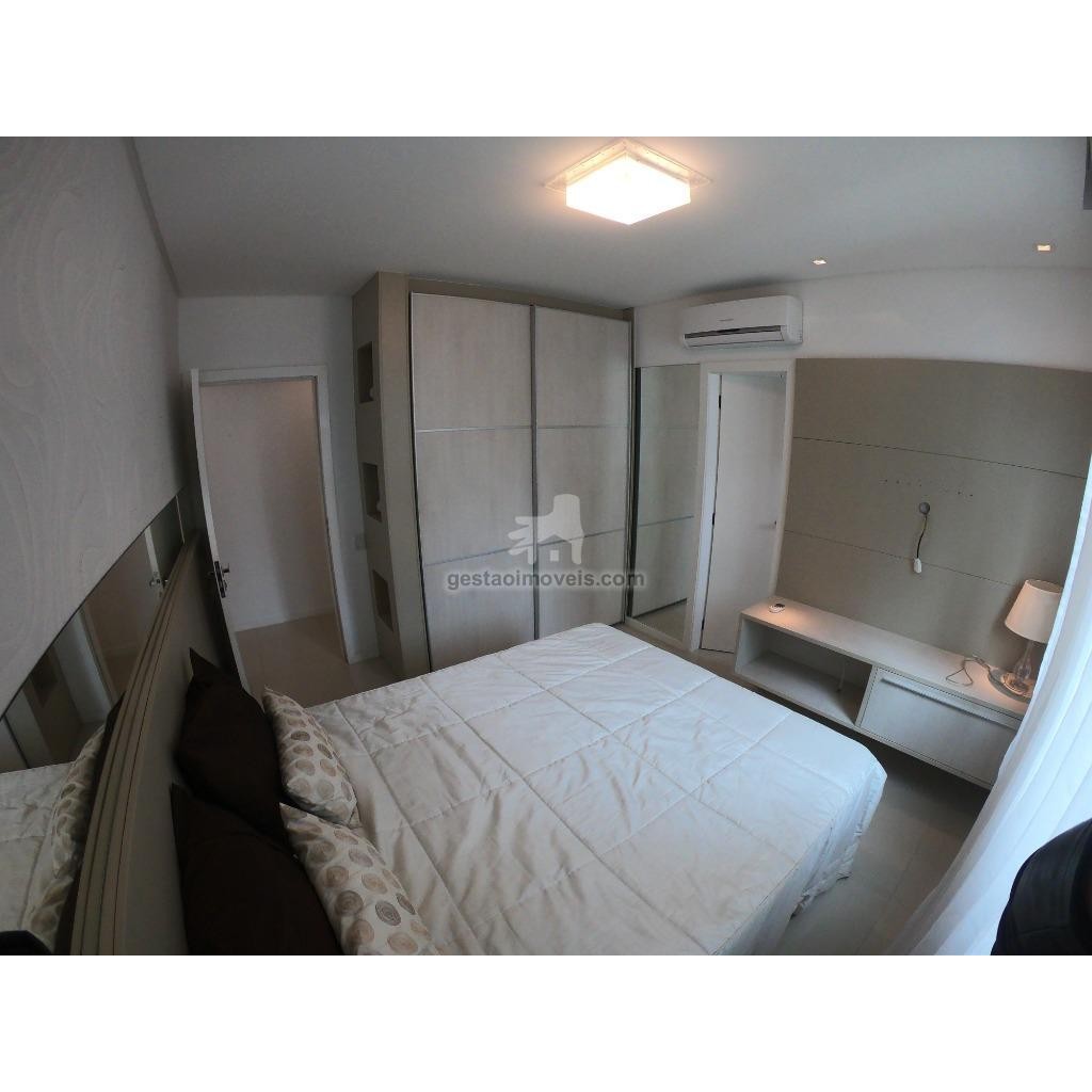 Apartamento para alugar com 3 quartos, 130m² - Foto 8