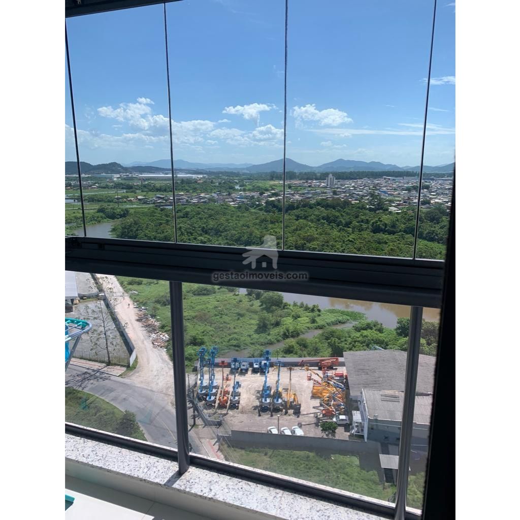 Apartamento à venda com 2 quartos, 79m² - Foto 1