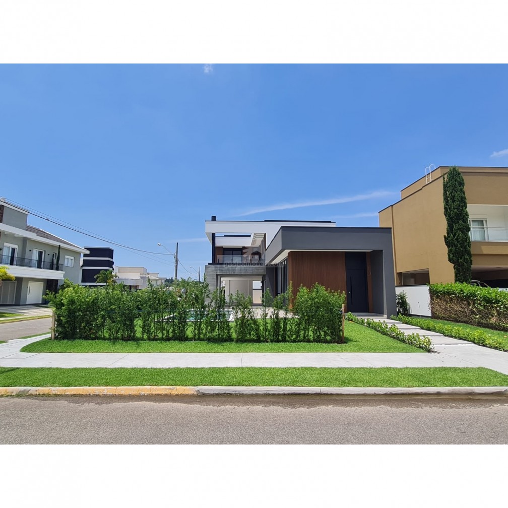 Casa, 4 quartos, 286 m² - Foto 1