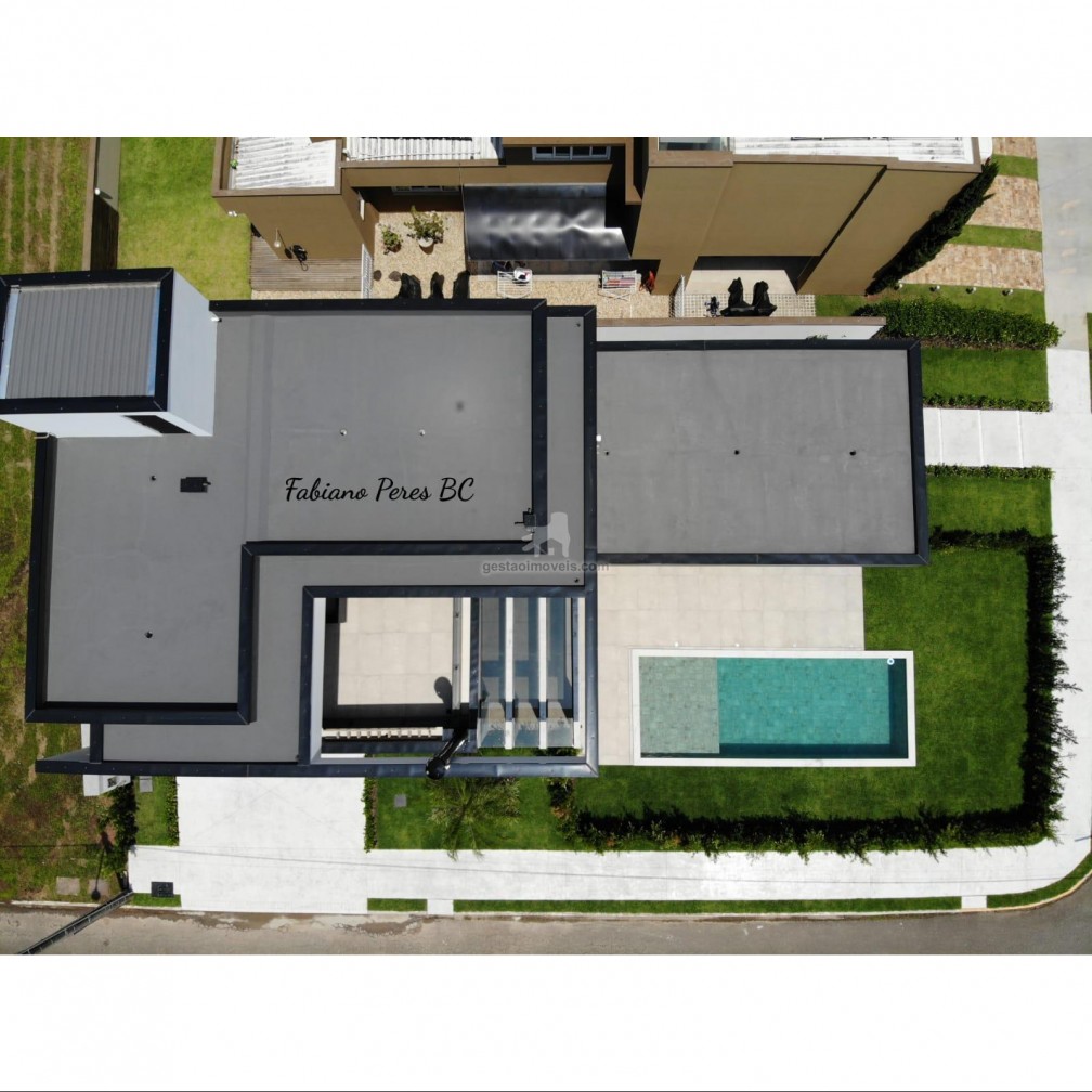 Casa, 4 quartos, 286 m² - Foto 2