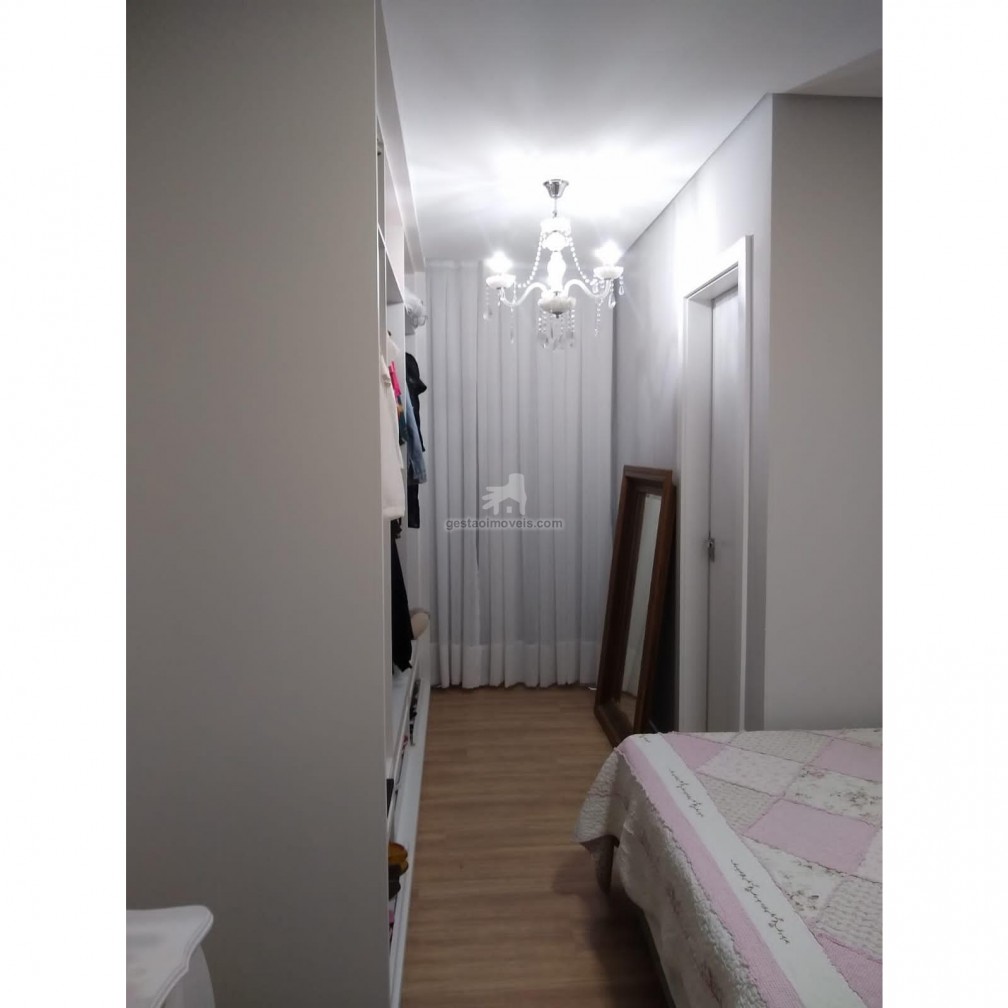 Casa à venda com 2 quartos, 125m² - Foto 13