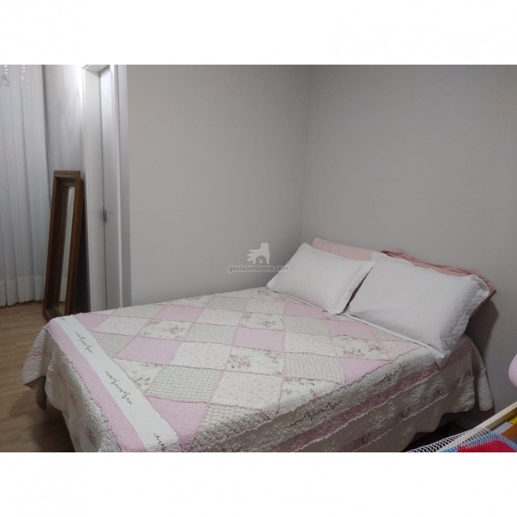 Casa à venda com 2 quartos, 125m² - Foto 14