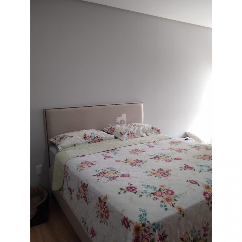 Casa à venda com 2 quartos, 125m² - Foto 16