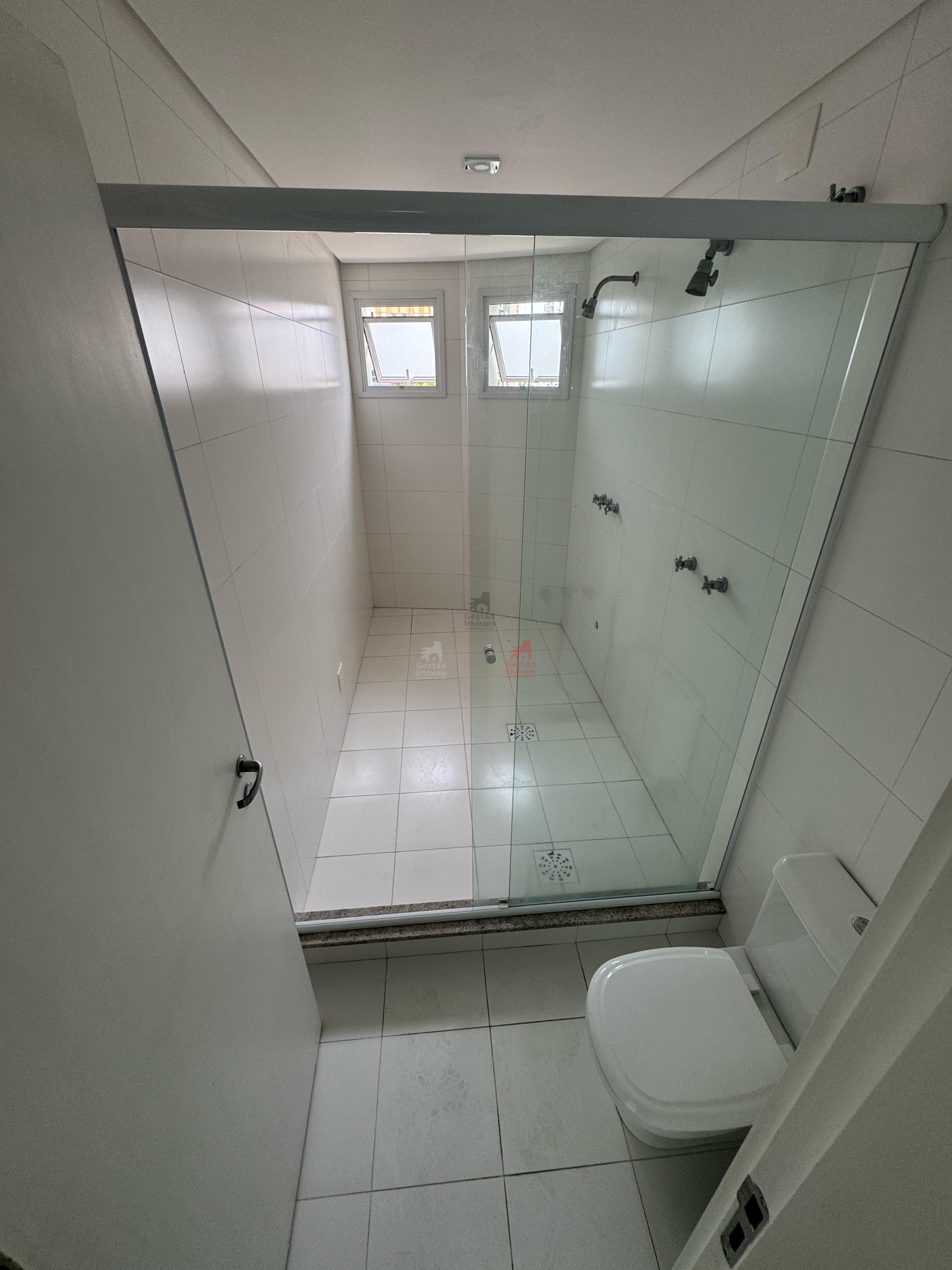 Apartamento para alugar com 4 quartos, 184m² - Foto 14