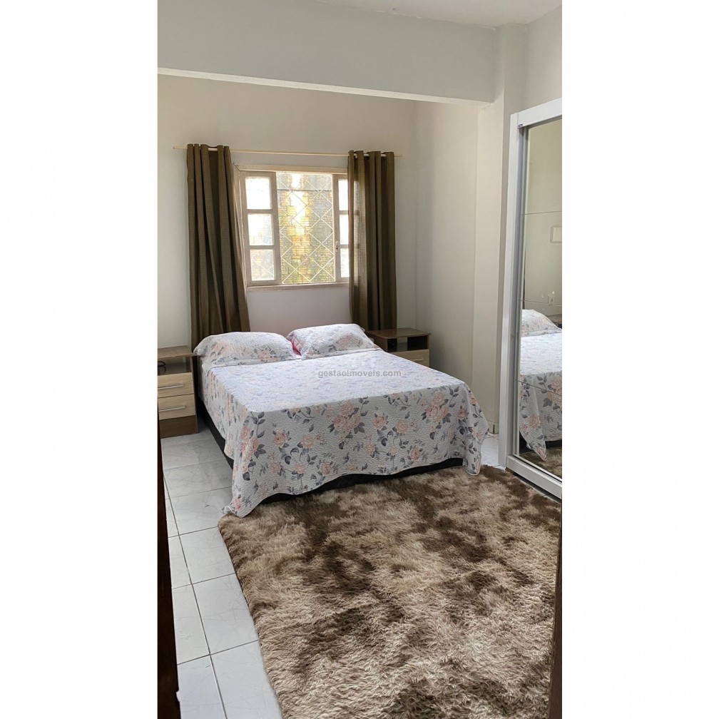 Casa à venda com 4 quartos - Foto 1