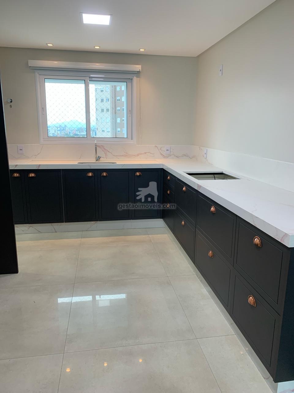 Apartamento para alugar com 3 quartos, 161m² - Foto 10