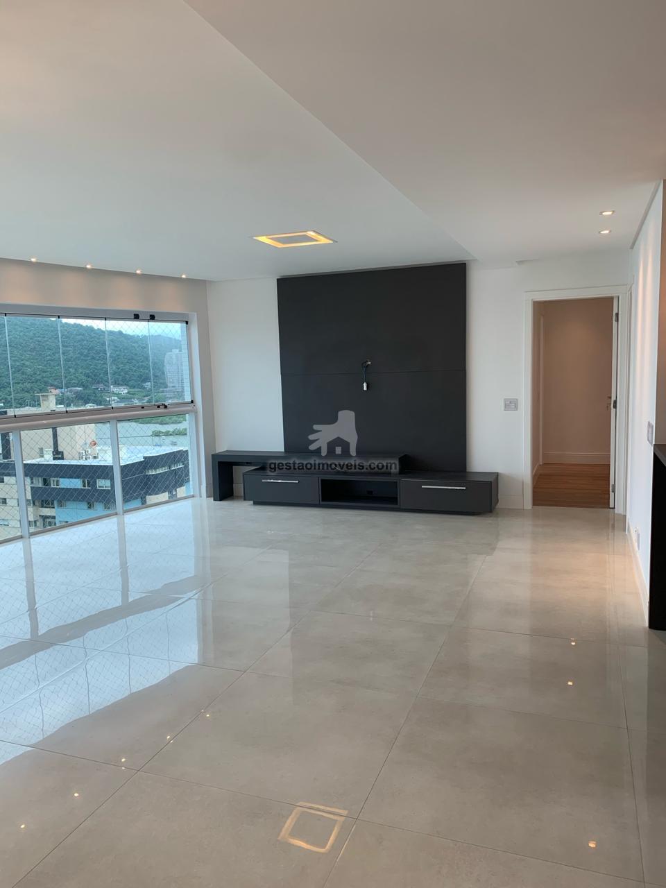 Apartamento para alugar com 3 quartos, 161m² - Foto 14