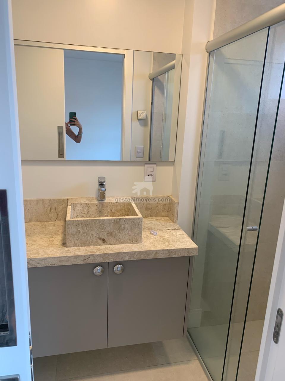 Apartamento para alugar com 3 quartos, 161m² - Foto 17