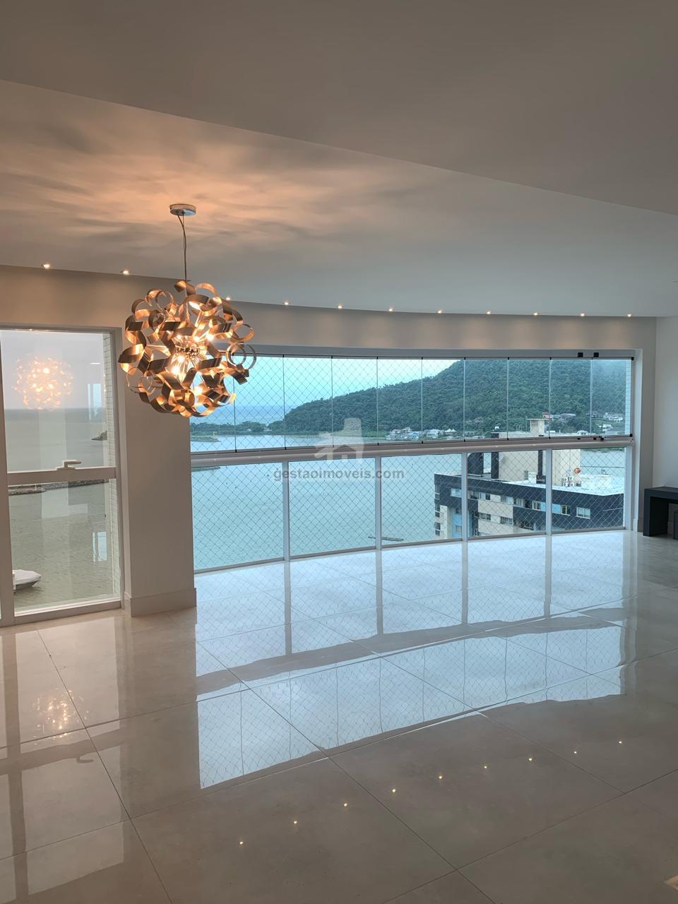 Apartamento para alugar com 3 quartos, 161m² - Foto 3