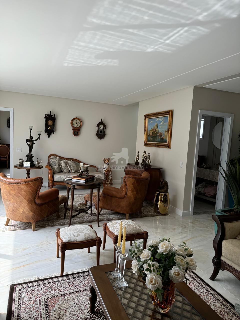 Casa, 3 quartos, 252 m² - Foto 5