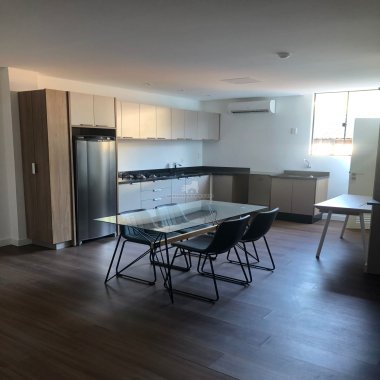 Kitnet mobiliada para locação anual em Balneário Camboriú, no bairro Ariribá. Kitnet mobiliada para locação anual em Balneário Camboriú, no bairro Ariribá.