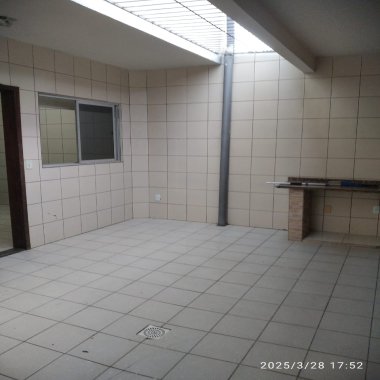 Casa 3 quartos para Venda no bairro Centro em Balneário Camboriú Casa 3 quartos para Venda no bairro Centro em Balneário Camboriú