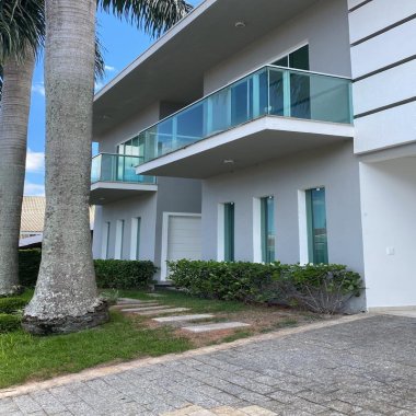 Mansão Exclusiva à Venda no Condomínio Vila Rica – Balneário Camboriú/SC Mansão Exclusiva à Venda no Condomínio Vila Rica – Balneário Camboriú/SC