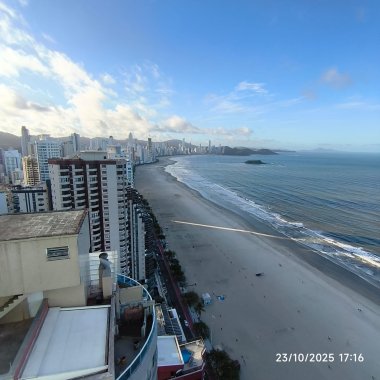 Duplex Frente Mar no Centro de Balneário Camboriú Duplex Frente Mar no Centro de Balneário Camboriú